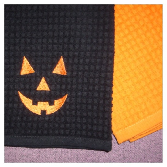 SALE🎃Jack-O-Lantern Face Dish Towel - Picture 3 of 3
